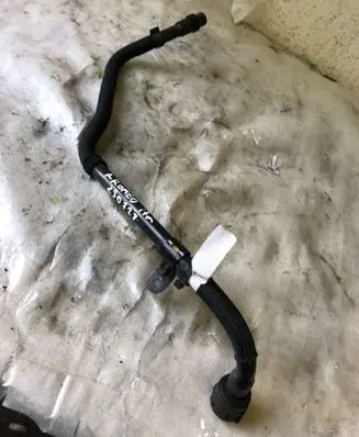 Alfa Romeo Giulia Engine coolant pipe/hose