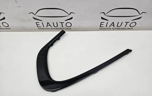 BMW X6 E71 Rear glass trim 