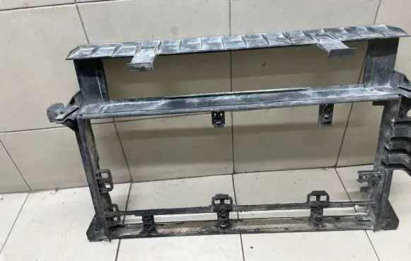 BMW 5 E39 Radiator support slam panel 170022473549 22473549