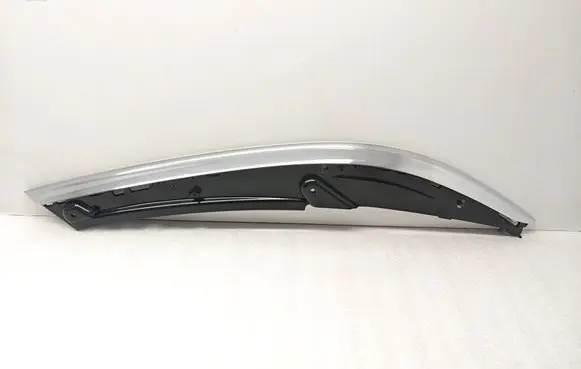 Under headlight/headlamp trim