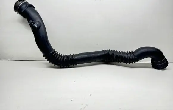 Intercooler hose/pipe