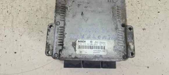 Renault Trafic II (X83) Engine control unit/module 0281010632