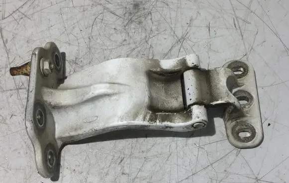 Ford Transit Custom Rear door upper hinge