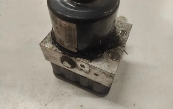 Opel Zafira B ABS Pump 13234911 10020602484 10096005593