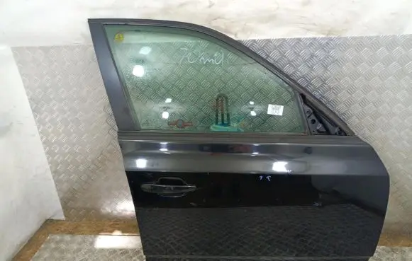 BMW X3 E83 Front door