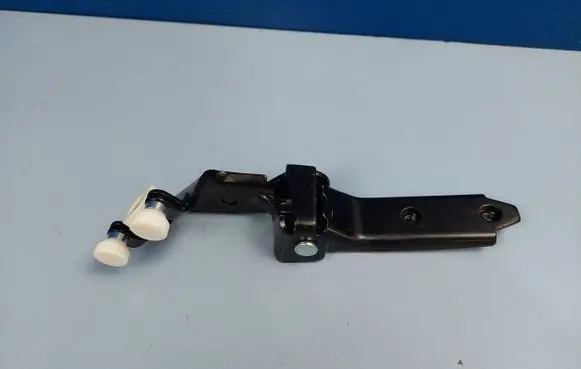 Volkswagen Transporter - Caravelle T5 Sliding door middle roller runner 7H0843336A