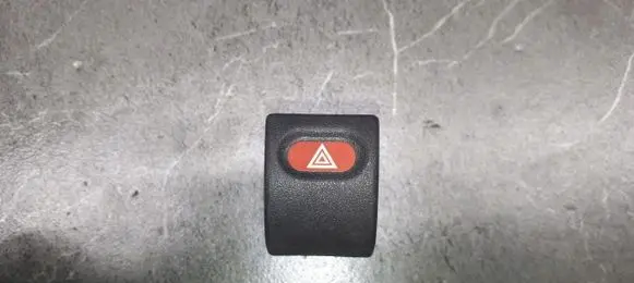 Opel Astra F Fog light switch 90320621