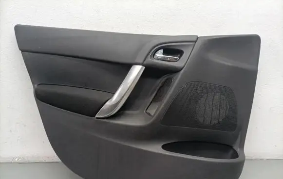 Citroen C3 Front door card panel trim