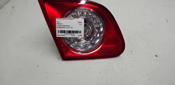 Volkswagen PASSAT B6 Tailgate rear/tail lights