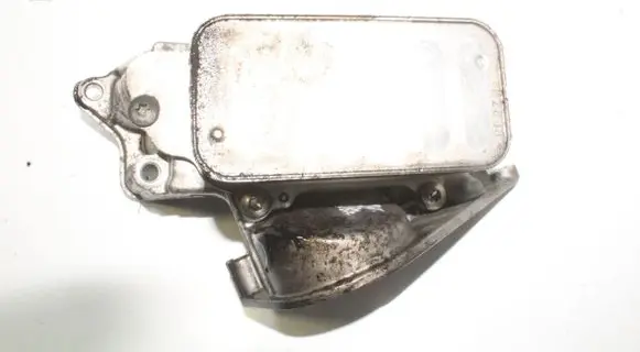 Maserati Ghibli Oil filter mounting bracket 31212074F