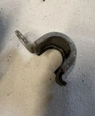 Peugeot 207 Sway bar bush bracket, front 