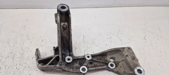 Audi A3 S3 8P Front lower control arm/wishbone 1K0199296E