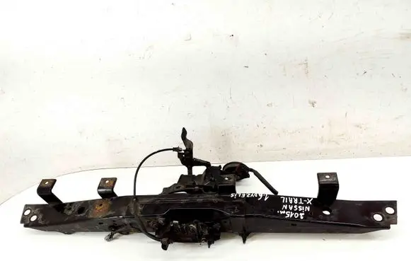 Nissan X-Trail T32 Top upper radiator support slam panel 