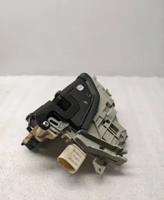 Audi A6 C7 Rear door lock 4G0839015C