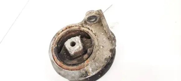 Engine mount bracket