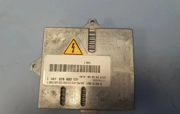 Audi A8 S8 D2 4D Headlight ballast module Xenon 1307329082 63127176068 1307329074
