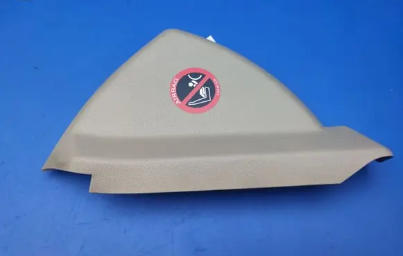 Mercedes-Benz C W204 Dashboard side end trim A2046800378 107368