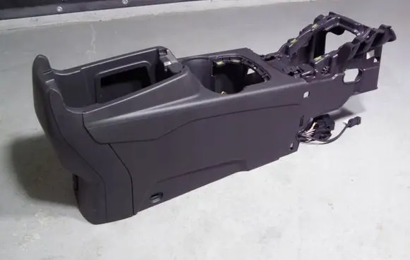Ford Focus Center console SD0526102436801