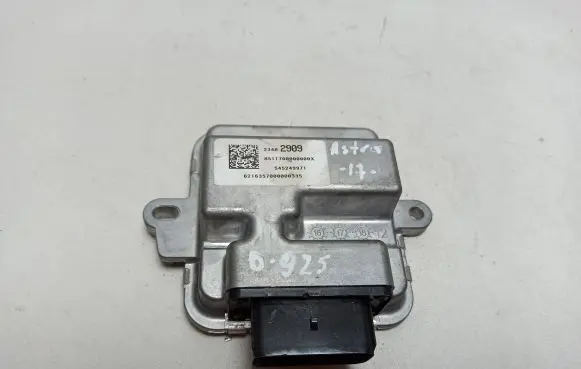 Opel Astra K Fuel injection pump control unit/module 23482909