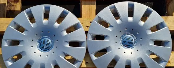 Volkswagen Polo V 6R Wheel nut cap/cover 