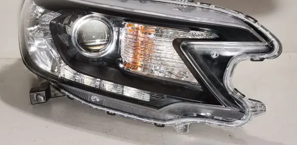 Honda CR-V Headlight/headlamp W3T21571