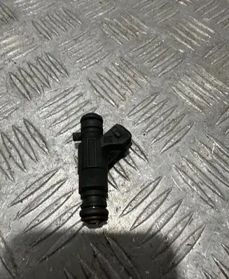 Audi A8 S8 D2 4D Fuel injector 0280155921