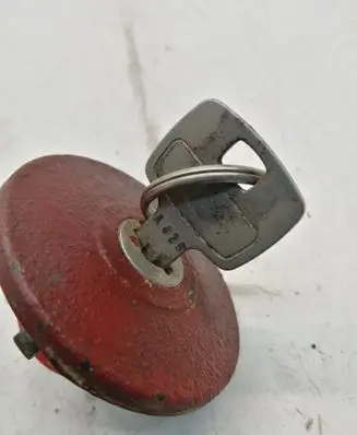 Ford Transit Fuel tank cap lock 