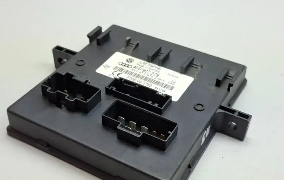Audi A6 S6 C6 4F Comfort/convenience module 4F0907279 4F0910279N F005V00789