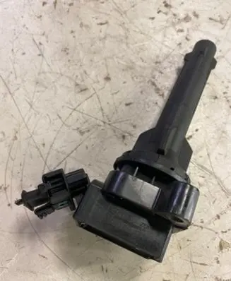 Toyota Corolla E120 E130 Ignition amplifier control unit 413820031 IG2L217