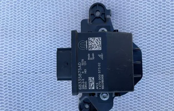 Dodge RAM Other control units/modules 68335875AD