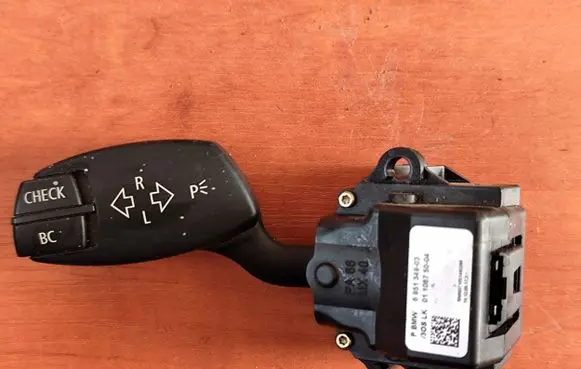 BMW 5 E60 E61 Indicator stalk 6951349 0110675004 SN0007105348026