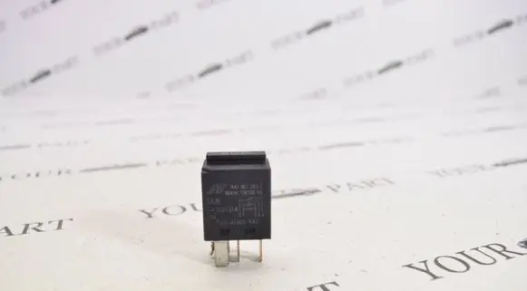 Volkswagen Touran I Other relay 7M0951253C