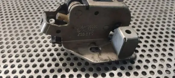 Mercedes-Benz Sprinter W906 Loading door lock A9067400035