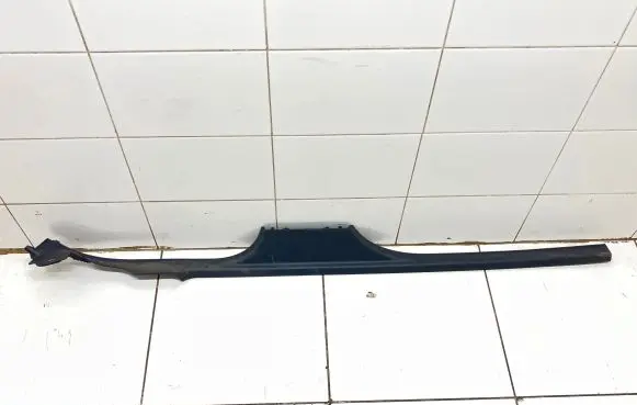 Skoda Fabia Mk3 (NJ) Other sill/pillar trim element 6V0853369