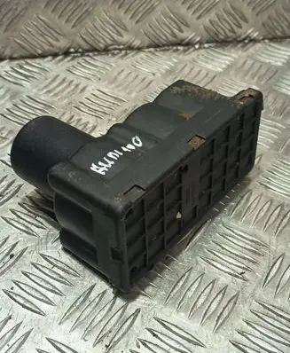 Audi 100 200 5000 C3 Central locking vacuum pump 443862257C