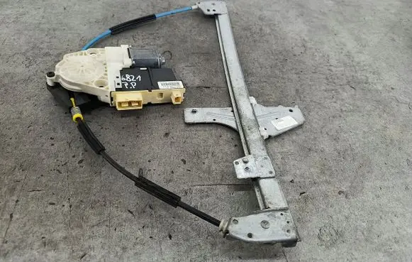 Peugeot 307 Front door window regulator with motor
