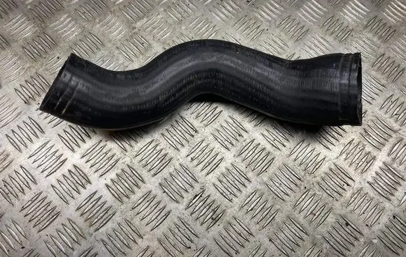 Intercooler hose/pipe