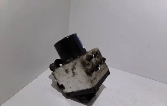 Volkswagen PASSAT B6 ABS Pump 3C0614109AF 16705912 16705712NA