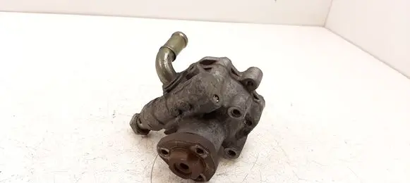 Volkswagen Golf IV Power steering pump 1J0422154B