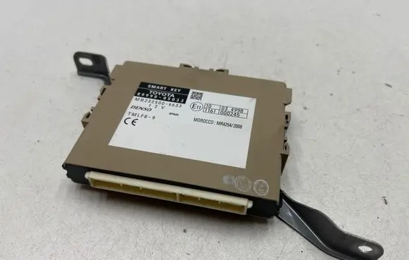 Keyless (KESSY) go control unit/module