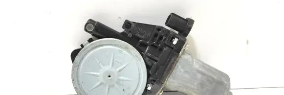 Suzuki SX4 Front door window regulator motor 8356063J00