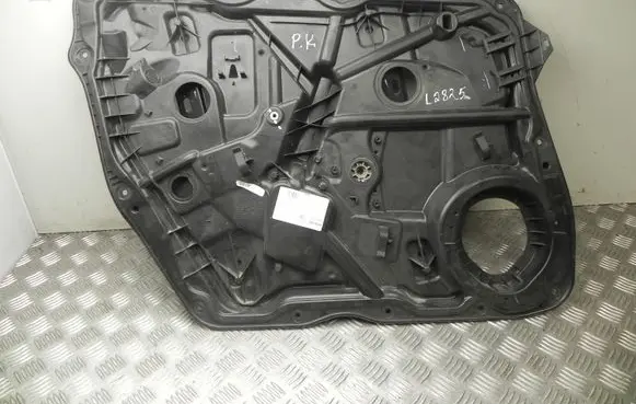 Mercedes-Benz GLE W167 Front door window regulator with motor A1665406703