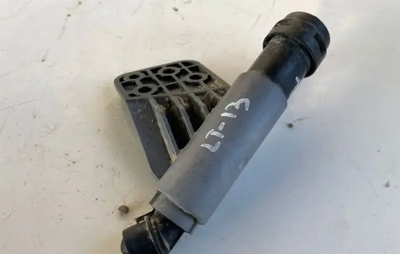 KIA Sportage Headlight washer spray nozzle 98671F1000