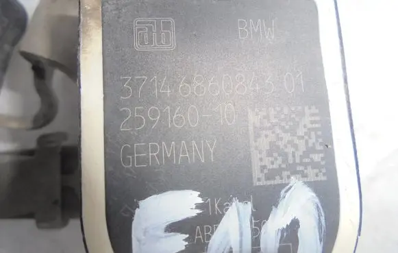 BMW 5 F10 F11 Headlight/headlamp level sensor 6860843