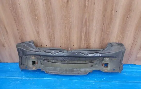 Toyota Corolla E120 E130 Rear bodywork 