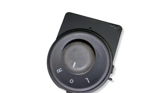 Opel Astra J Wing mirror switch 13271827