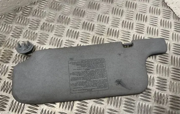 Toyota RAV 4 (XA10) Sun visor