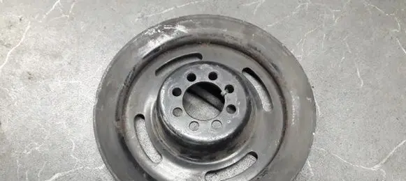 Mazda 323 Crankshaft pulley