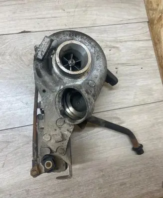 Mercedes-Benz C W203 Turbo A6460960099 0186T18V 712120