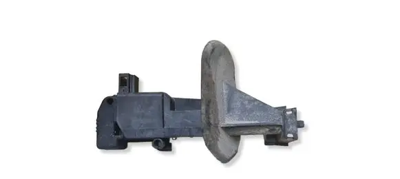 Volvo V70 Central locking motor 8066271